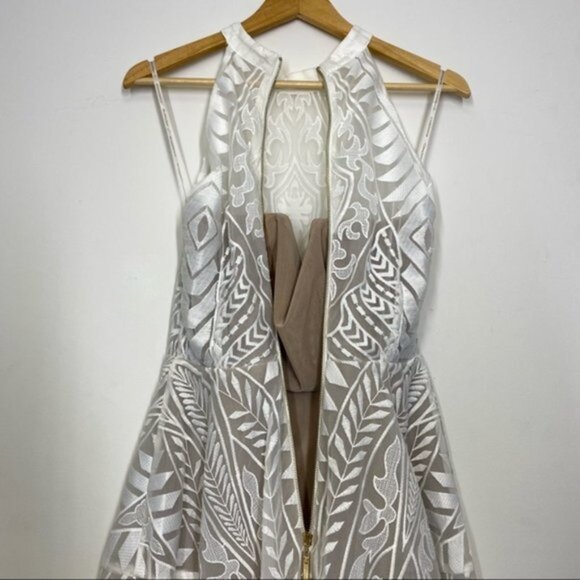 Bronx and Banco White Dress‎ Women Size Medium - Picture 9 of 13